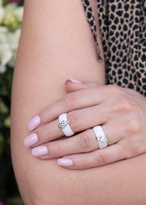 Dondella® stiilsed valged keraamilised sõrmused naistele